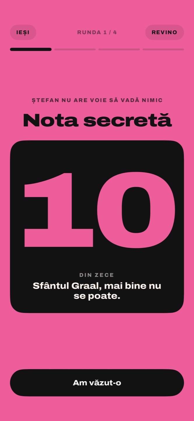Cartea notei secrete întoarsă, care arată 10 din zece